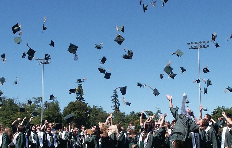 Scholarships-for-High-School-Seniors